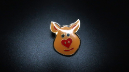 Vintage Enamel Pig Lapel Pin 1&quot; BB6 - $6.91