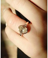 Lab-Grown Oval Diamond Three stone engagement ring - €1.478,21 EUR