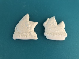 A1 - 2 Chicken on Nest Magnets Ceramic Bisque You Paint - £2.19 GBP