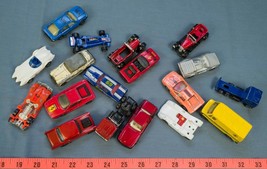 Vintage Lot of 18 Die Cast Cars Vehicles dq - £9.48 GBP