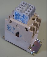 Cutler Hammer CN15GN3 Contactor , 45A, 24V Coil, + Top and Side Auxiliary - $896.71 MXN