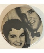 Elvis Presley Magnet Small Elvis With A Girl J2 - £6.26 GBP