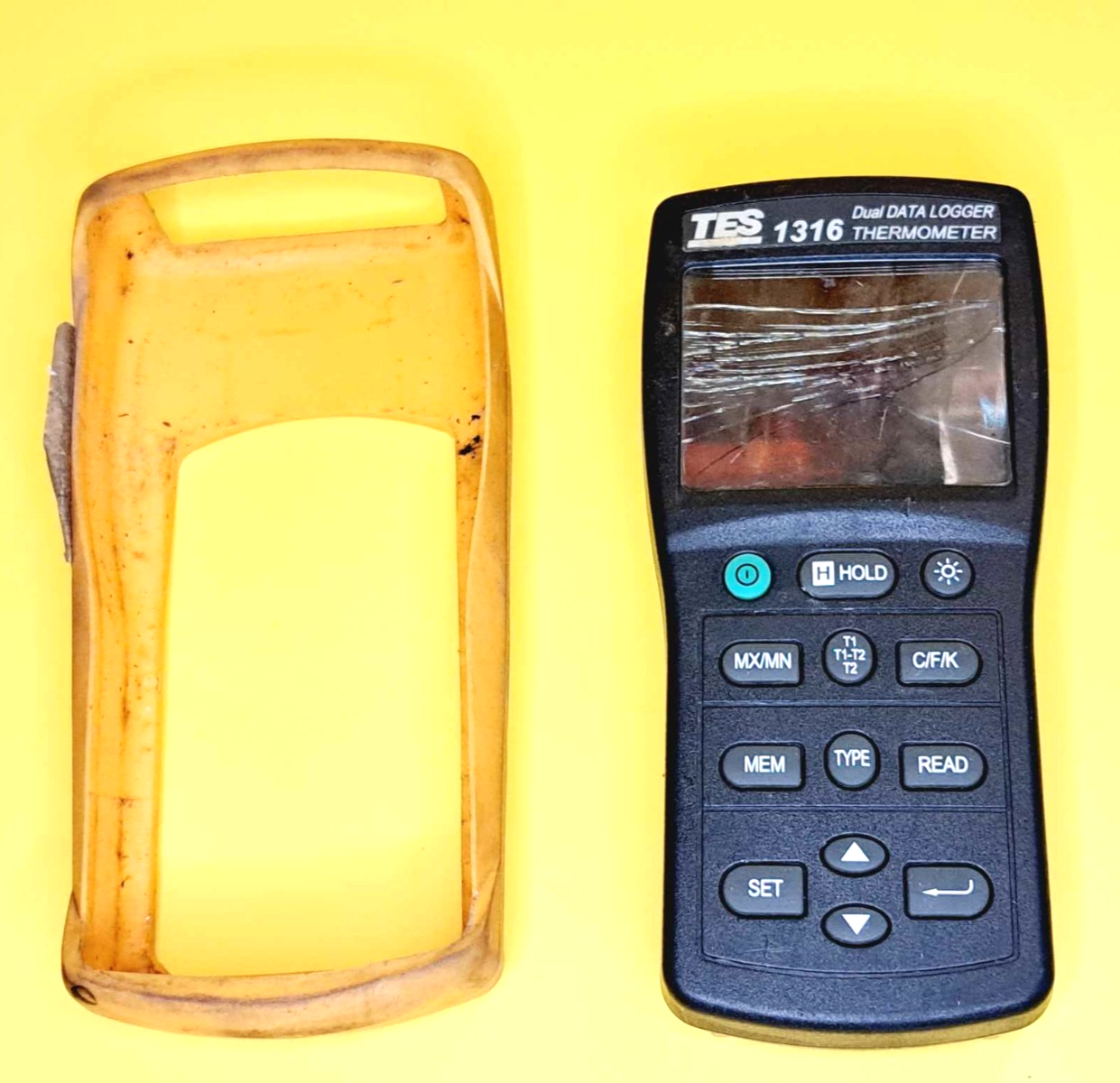 BROKEN SCREEN TES 1316 DUAL DATA LOGGER THERMOMETER CHANNEL HIGH-ACCURACY  - $46.75