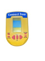 connect four handheld game works/tested by milton bradley - $82.86 MXN