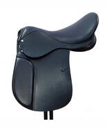 Genuine Leather English Dressage Horse Saddle And Tack All Size 17&quot;  - $450.90 CAD