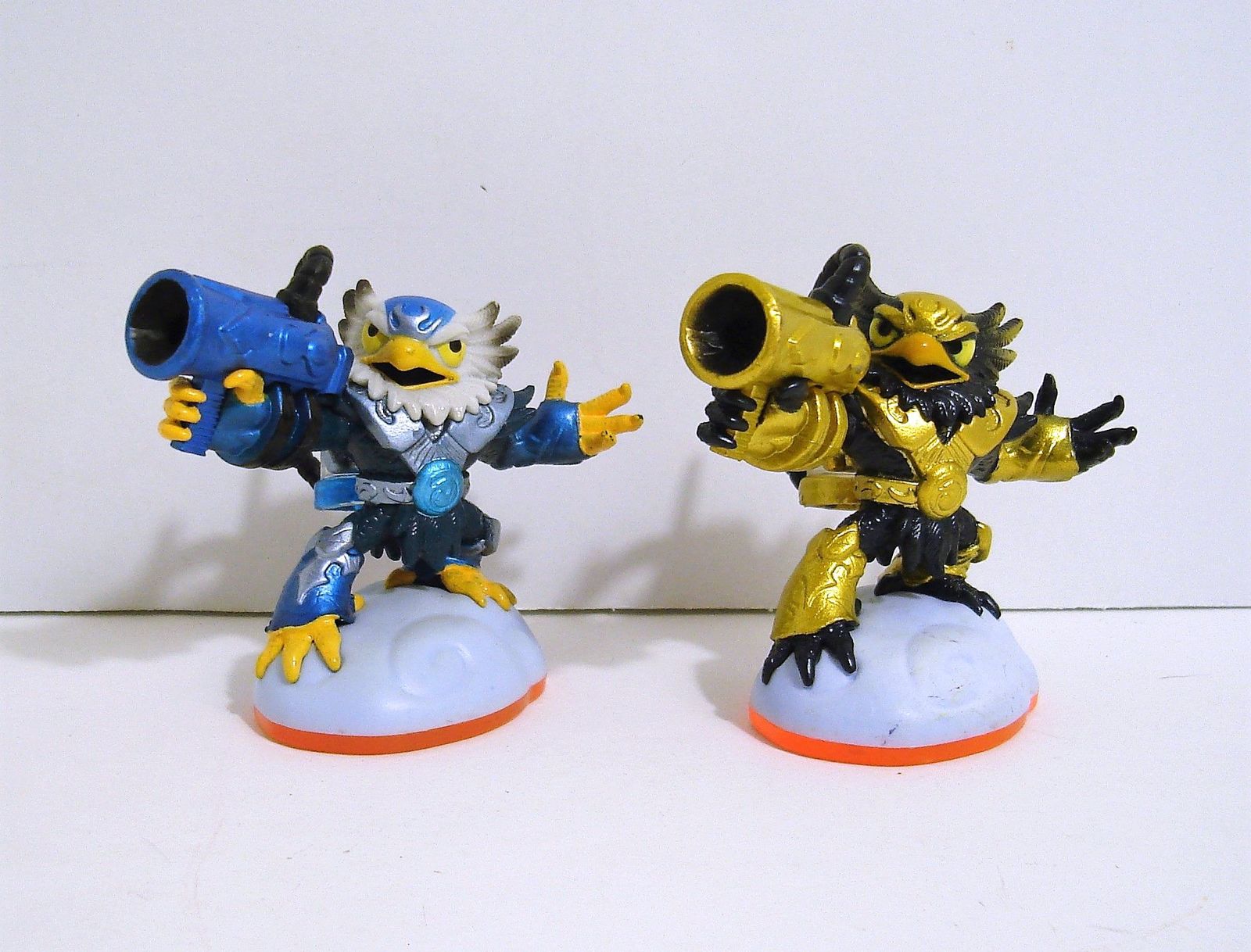 Skylanders Spyro's Adventure Figures Buy 4 Get 2 Free - $6 - Foto 6