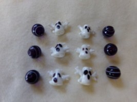 Beads Glass (new) (qty 12) Ghostly Swirls, Black &amp; White - £7.76 GBP
