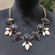 Womens Fashion Gold Tone Black & White Stone Statement Necklace w/ Lobster Clasp - £23.68 GBP