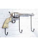 Rustic Western Country Cowboy Revolver Pistol Gun 3-Peg Wall Hooks Plaque - $584.48 MXN