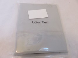 Calvin Klein HAZE Chalk Light Grey King Pillowcases - £49.02 GBP