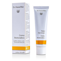 Dr. Hauschka by Dr. Hauschka Tinted Day Cream  --30ml/1oz - £31.29 GBP