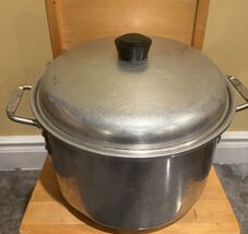 Vintage Wear Ever 2208 8 Quart Aluminum Pot w/ Lid Read Description - $89.35