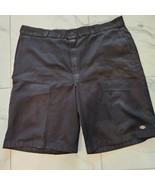 Dickies Men&#39;s 13 Inch Loose Fit Multi-Pocket Work Short. Size, 46 - $331.13 MXN