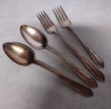International Silver Gergic Grille Salad Forks Oval Soup Spoons Silverplated - £15.94 GBP