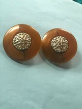 Vintage Huge Amber Colored Plastic Circles w Ornate Goldtone Center Clip Earring - £10.29 GBP