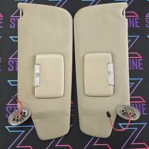 Driver Passenger Sun Visor Pair With Illumination Fits 06-10 COMMANDER - $50.96