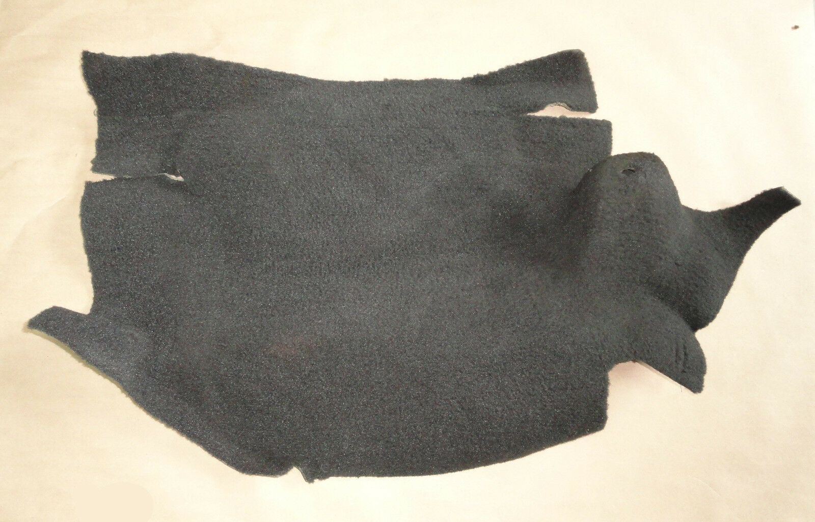 90-93 Corvette Convertible Carpet REAR QUARTER SECTION LH BLACK 03601 - $65.00