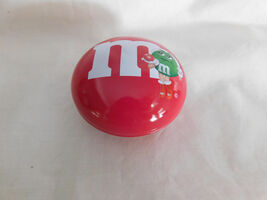 M Ms Miss Green Round Red  Christmas 3 Inches - €1,71 EUR