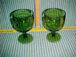 2 Vintage Goblets Green,Heavy Glass,Thumbprint Pedestal Stemware 6&quot;;Ice Tea,Wine - £19.97 GBP