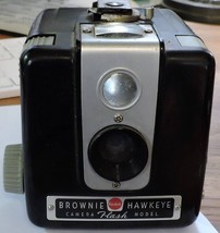 Vintage Kodak brownie Hawkeye flash camera - £23.19 GBP