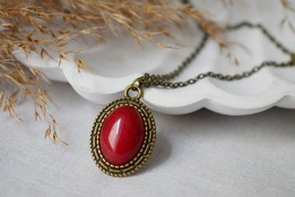 Red Jade Oval Necklace For Women, Red Gemstone Vintage Necklace, Red Stone Penda - £27.79 GBP