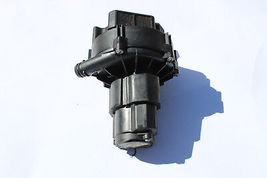 2000-2006 w215 MERCEDES CL600 SECONDARY SMOG AIR PUMP image 5
