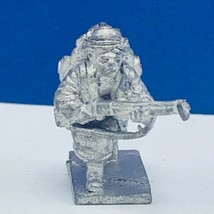 Pewter toy soldier Arab rifle back pack medic figure miniature gun sheik... - £10.85 GBP
