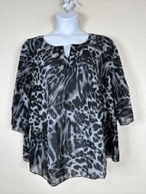 JMS Womens Plus Size 1X Gray Animal Print V-neck Crinkle Top 3/4 Sleeve - $17.99