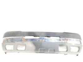 Front Bumper Assembly Chrome Has Some Peel With Rust OEM 2003 06 Silverado 35... - £140.22 GBP