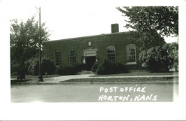 RPPC Post Office Building Horton Kansas UNP Postcard T13 - £5.69 GBP