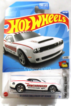 1:64 Hot Wheels 18 Dodge Challenger SRT Demon Diecast Car w/Bent card NEW - £11.10 GBP