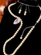 &quot;Reinvented Vintage&quot; White, Hand Knotted, Sim Pearl Necklace w/ Faceted Heart - £28.47 GBP