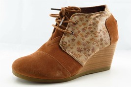 Toms Boot Sz 6 M Short Boots Almond Toe Brown Leather Women - £20.28 GBP