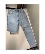 American Eagle Womens Light Wash Strigid Mom Jeans  Hi Rise Taper Leg Si... - $495.12 MXN