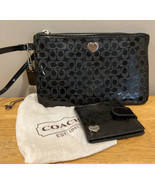 COACH Wallet Black Gloss Perforated Leather Medium Wristlet 51677 mirror - $67.22 CAD