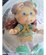 Cabbage Patch Lil Sprouts 5&quot; DOLL in Ball Case ORNAMENT Lyric Erin Aubur... - £15.73 GBP