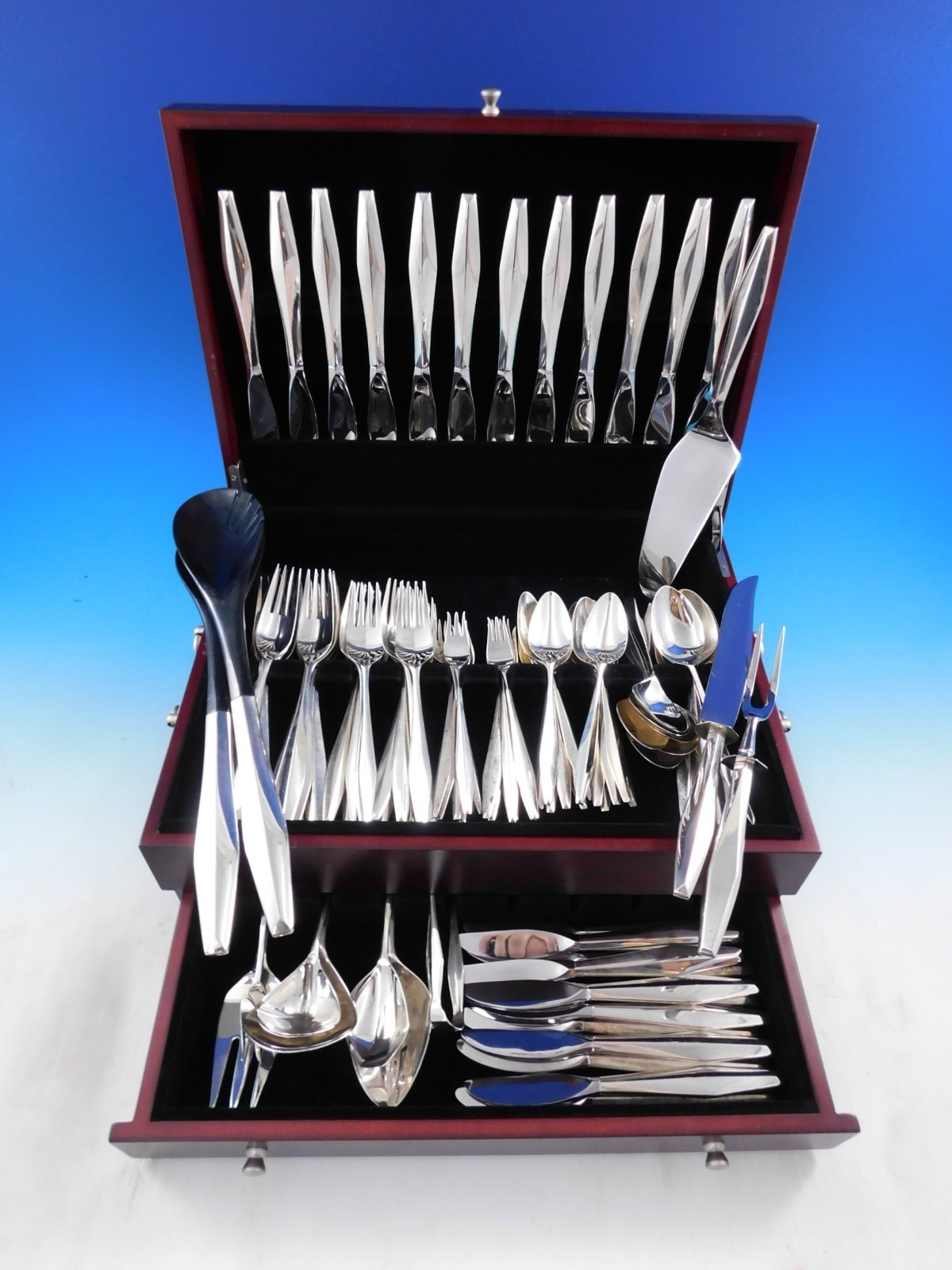 Diamond by Reed and Barton Sterling Silver Flatware Set Service 97 pieces Modern Item image 2