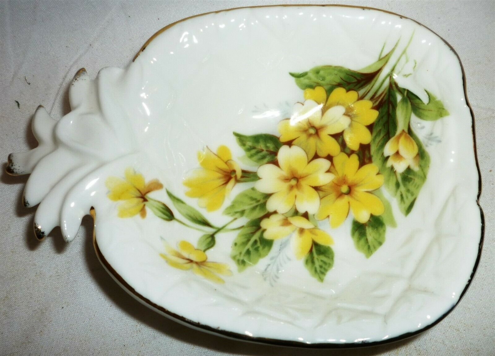 CHARMING VINTAGE BRINN&#39;S BONE CHINA HANDPAINTED FLOWERS PINEAPPLE DISH - $6.00