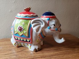 Neiman Marcus YuYu Creative Home Ceramic Indian Elephant Cookie Treat Jar  - £79.13 GBP