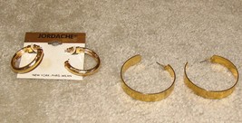 Vintage 2 Pair Goldtone Hoop Pierced Earrings - £6.35 GBP
