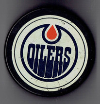 Vintage NHL Edmonton Oilers Large Logo souvenir Hockey PUCK - £34.56 GBP