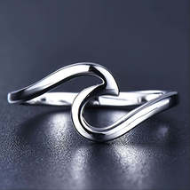 Stylish Sterling Silver Wave Ring for Women and Girls - £16.61 GBP