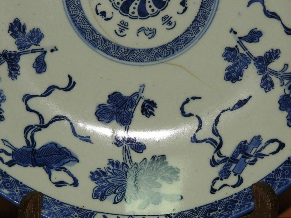 Large Round Fukagawa Charger / Platter/ Plate 12" Bats Leaves Flowers 19th Meiji Item image 3
