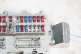 2003-2006 NISSAN 350Z M/T UNDER DASH INTERIOR FUSE BOX  R2875 image 3