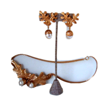 Acorns Leaves Vintage necklace clip earring set mod Fall metal statement - £27.50 GBP
