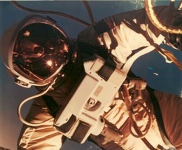 NASA Astronaut Ed White floating in space during EVA Gemini IV - New 8x10 Photo - $8.81