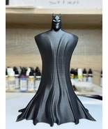 Batman Tribute Figure – Minimalist Style, White Eyes, 16 cm PLA - $39.05 CAD