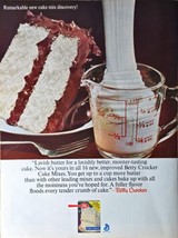 Betty Crocker Cake Mixes lavish batter crumb of cake-1964 Vintage Print Ad - $8.71