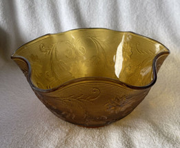 Vintage Tiara Sandwich Glass Amber Gold Ruffled Serving FRUIT Bowl 10” Centerpie - £23.97 GBP