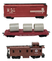 Vintage HO Train Car Lot of 3 - Box Car, Flat Car w/ Pipe Load &amp; Caboose... - $16.95
